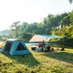 Campamento al atardecer